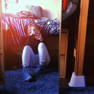 Meet your Posher, Emily